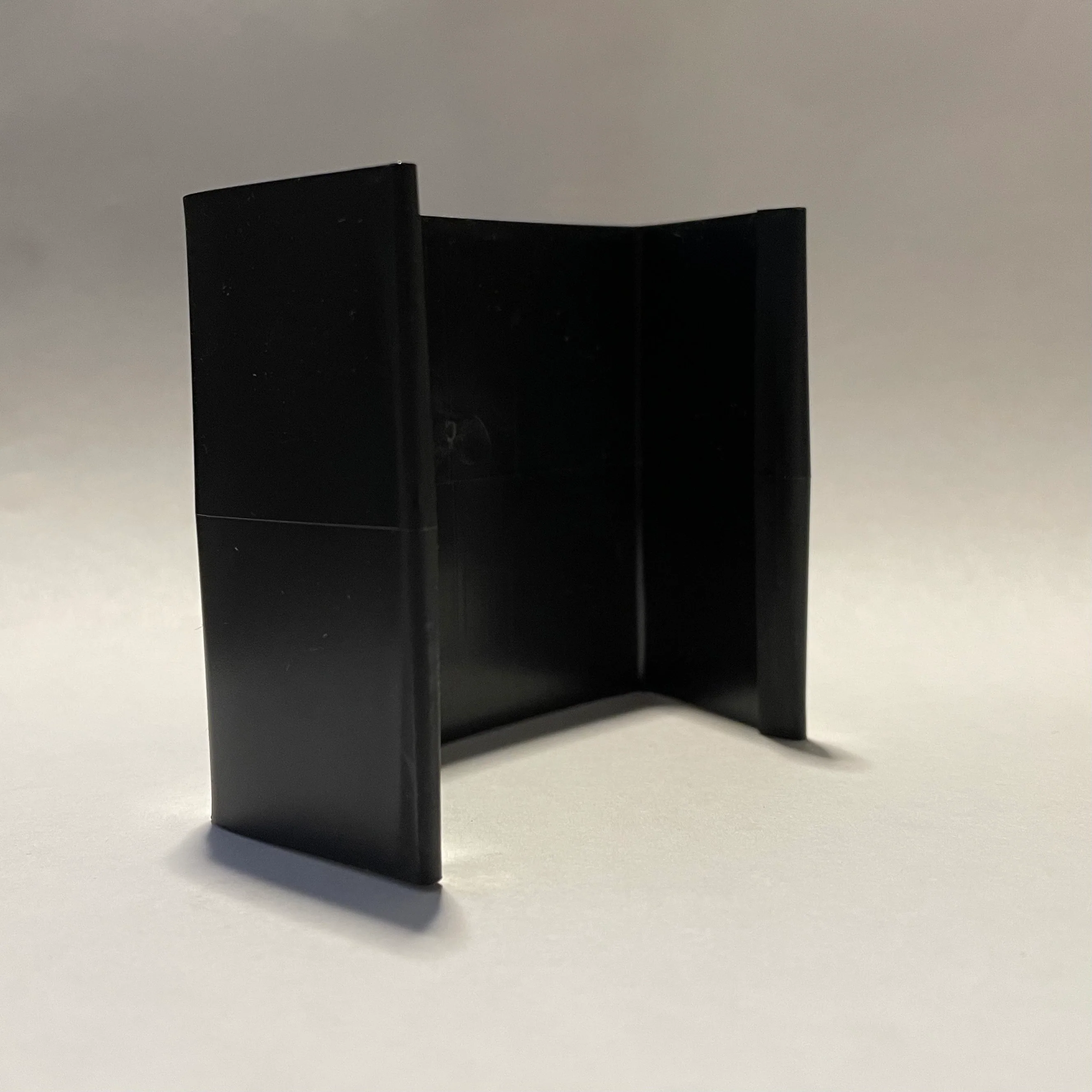 2 Gallon Interlocking Clip